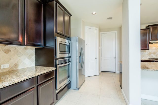 4622 Regal Shadow Lane, Sugar Land, TX 77479