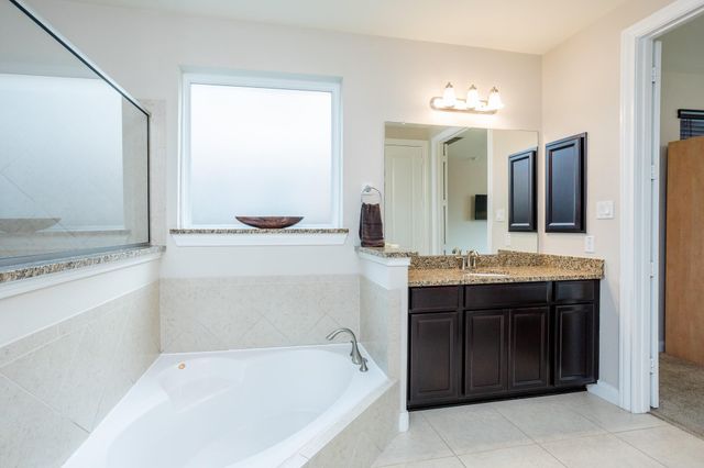 4622 Regal Shadow Lane, Sugar Land, TX 77479