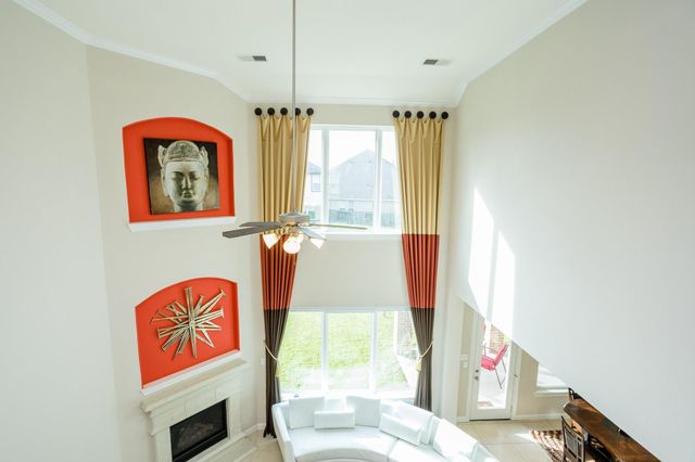 4622 Regal Shadow Lane, Sugar Land, TX 77479