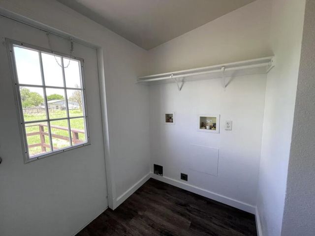 107 Grant Street, Smyer, TX 79367