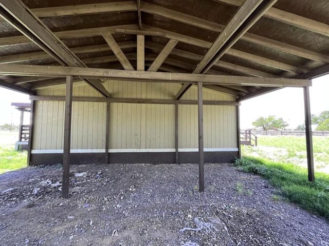 107 Grant Street, Smyer, TX 79367