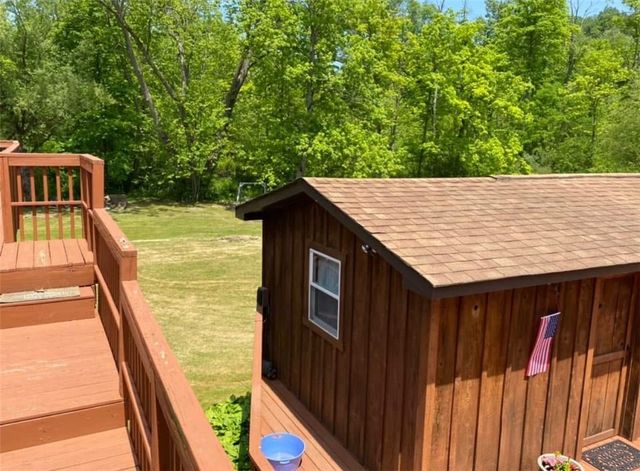 2216 N Camp Run Rd, Perry Twp, PA 16123