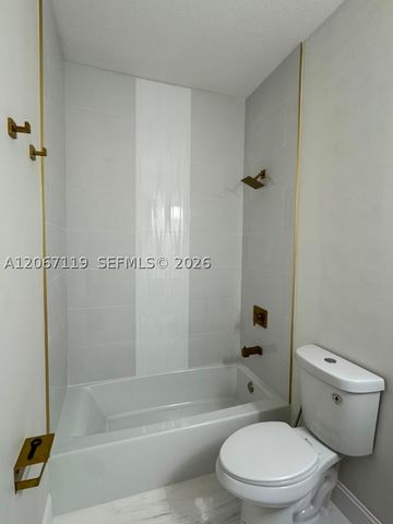 11753 SW 238th St, Homestead, FL 33032