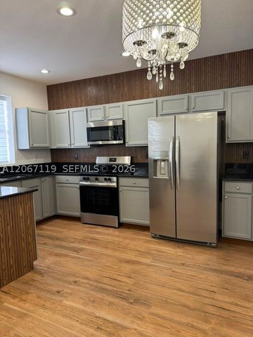 11753 SW 238th St, Homestead, FL 33032