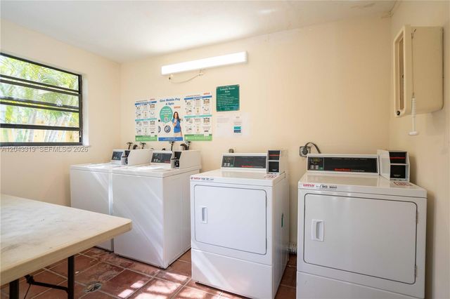 3265 Virginia St 1, Miami, FL 33133