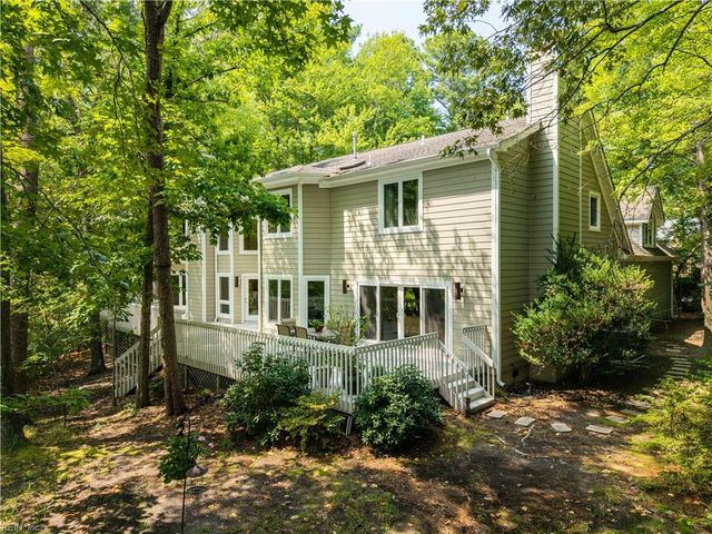 3284 Doncaster RD, Virginia Beach, VA 23452
