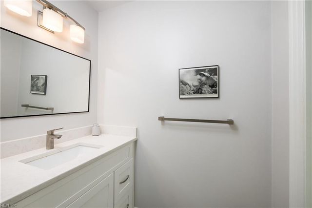 3284 Doncaster RD, Virginia Beach, VA 23452