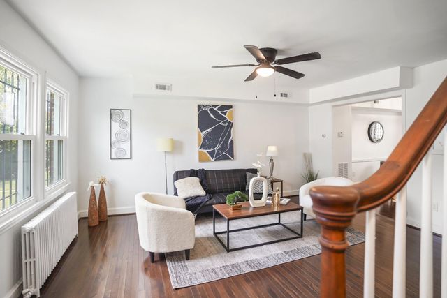 824 20TH ST NE, Washington, DC 20002