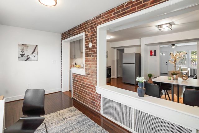 824 20TH ST NE, Washington, DC 20002