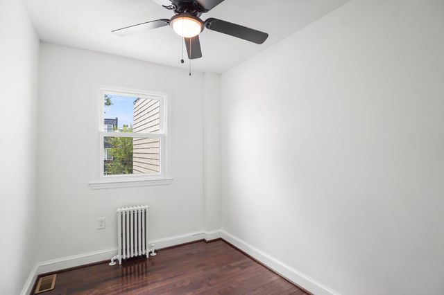 824 20TH ST NE, Washington, DC 20002