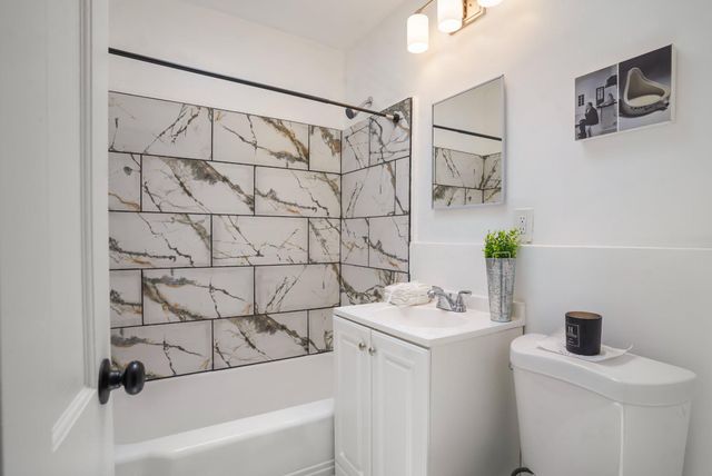 824 20TH ST NE, Washington, DC 20002
