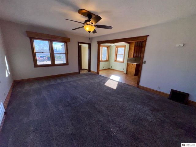 300 Adams Street, Clatonia, NE 68328