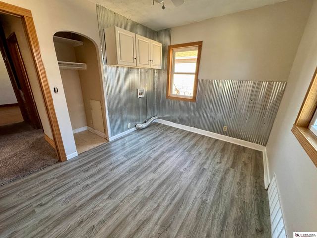 300 Adams Street, Clatonia, NE 68328