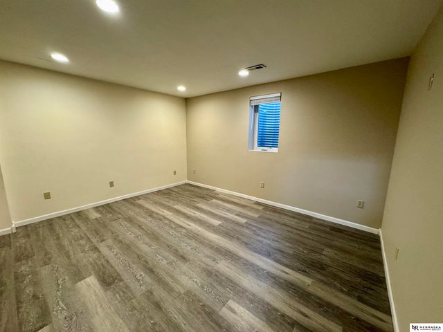 300 Adams Street, Clatonia, NE 68328