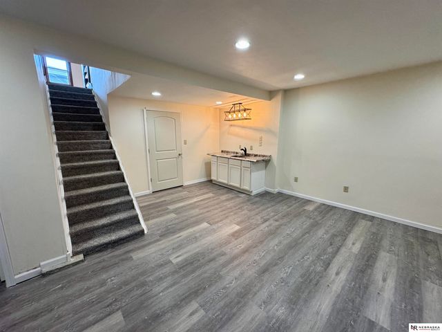 300 Adams Street, Clatonia, NE 68328