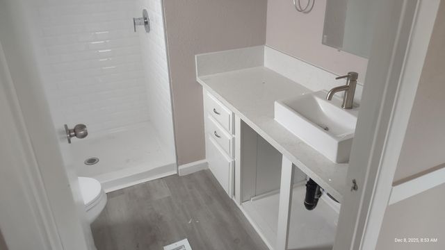 720 E Worth Avenue 221, Porterville, CA 93257