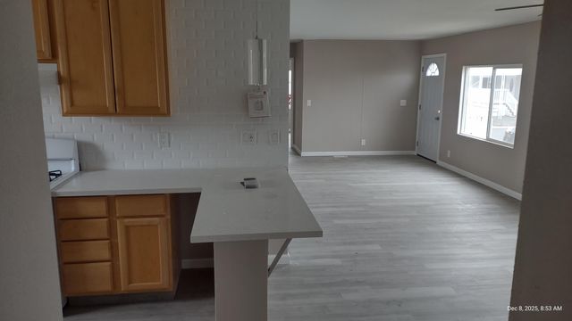 720 E Worth Avenue 221, Porterville, CA 93257