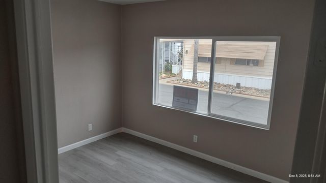 720 E Worth Avenue 221, Porterville, CA 93257