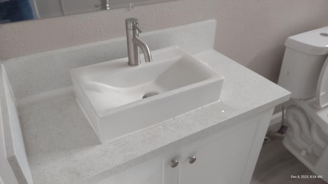 720 E Worth Avenue 221, Porterville, CA 93257