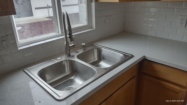 720 E Worth Avenue 221, Porterville, CA 93257