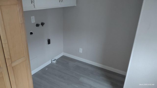 720 E Worth Avenue 221, Porterville, CA 93257