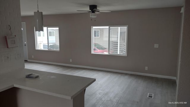 720 E Worth Avenue 221, Porterville, CA 93257