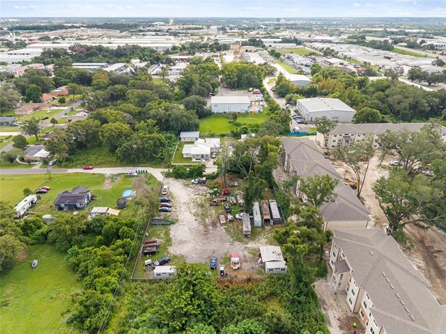4707 E HENRY AVENUE, Tampa, FL 33610