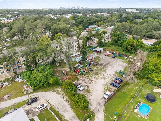 4707 E HENRY AVENUE, Tampa, FL 33610