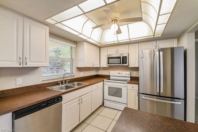 923 SE 34th TER, Cape Coral, FL 33904