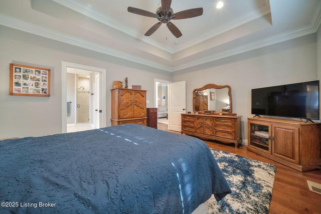 5305 Rock Ridge Dr, Louisville, KY 40241