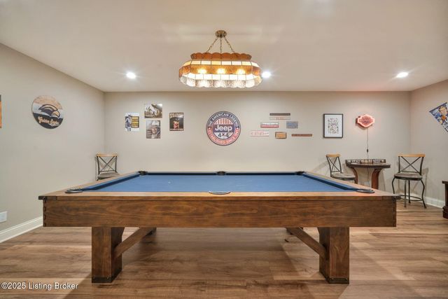 5305 Rock Ridge Dr, Louisville, KY 40241