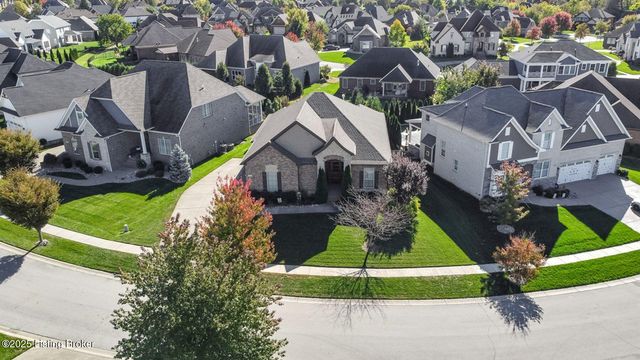 5305 Rock Ridge Dr, Louisville, KY 40241