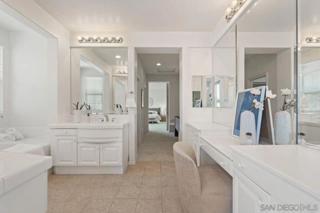 2785 Ridgegate Row, La Jolla, CA 92037