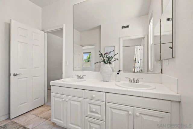 2785 Ridgegate Row, La Jolla, CA 92037