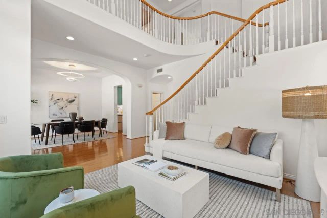 2785 Ridgegate Row, La Jolla, CA 92037