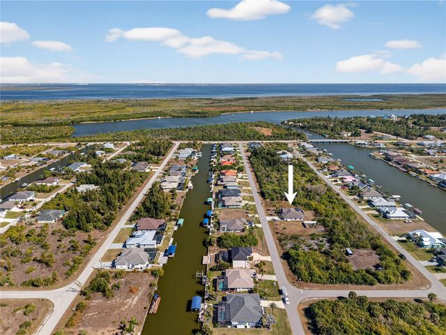 15507 AQUA CIRCLE, Port Charlotte, FL 33981