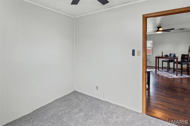 11 E Delmar Avenue, Alton, IL 62002