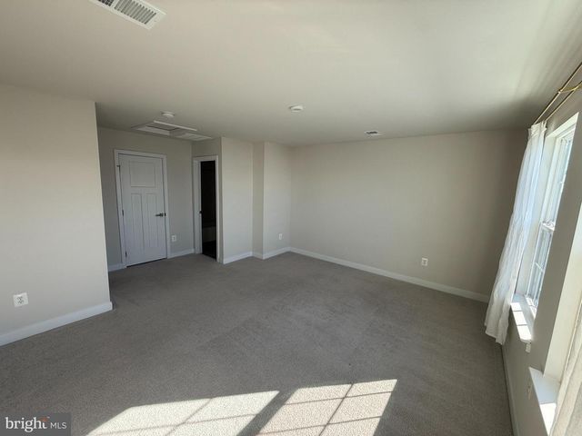 2632 VELOCITY RD, Herndon, VA 20171