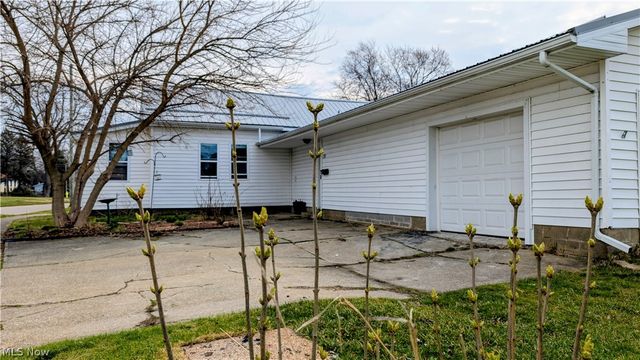 297 Depot Street, Conneaut, OH 44030