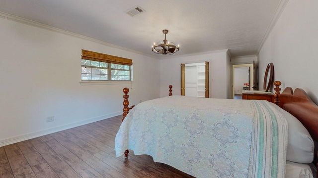 13470 Thousand Oaks Drive, Beaumont, TX 77713