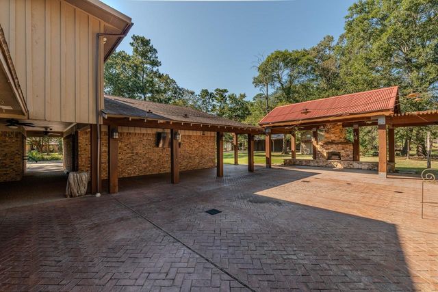 13470 Thousand Oaks Drive, Beaumont, TX 77713