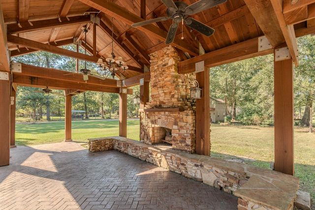 13470 Thousand Oaks Drive, Beaumont, TX 77713