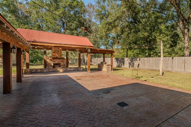 13470 Thousand Oaks Drive, Beaumont, TX 77713