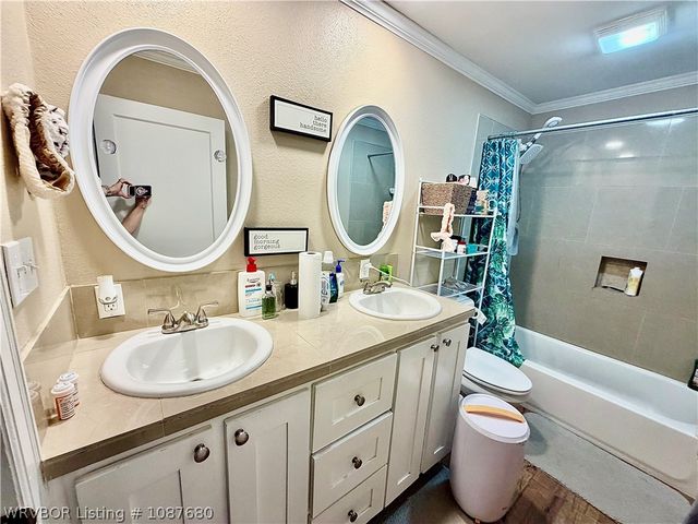 1145 N 57th Place, Fort Smith, AR 72904