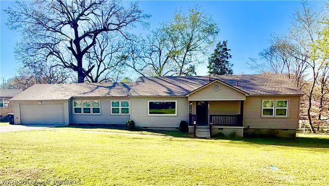 1145 N 57th Place, Fort Smith, AR 72904