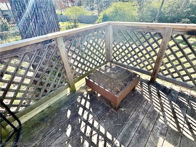 1145 N 57th Place, Fort Smith, AR 72904