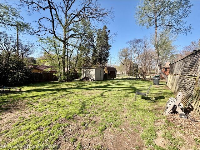1145 N 57th Place, Fort Smith, AR 72904