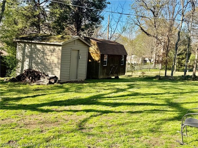 1145 N 57th Place, Fort Smith, AR 72904