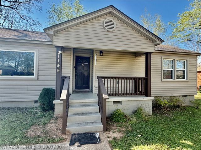 1145 N 57th Place, Fort Smith, AR 72904