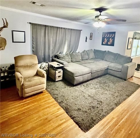 1145 N 57th Place, Fort Smith, AR 72904